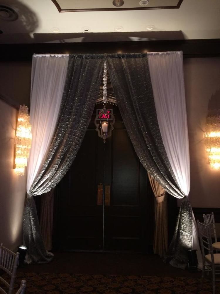 Chateau Lacombe Hotel Edmonton Esterno foto